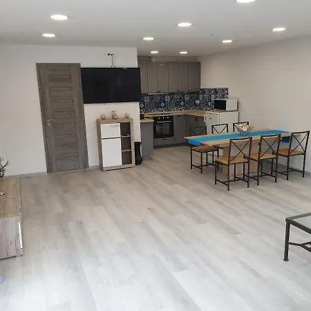Mazso Vendeghaz Feriehus Balatonakarattya